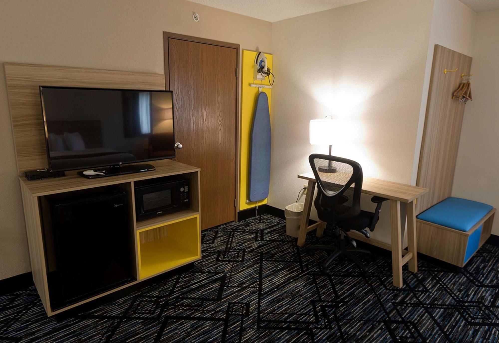 Ramada Limited Decatur Hotel Forsyth Ngoại thất bức ảnh